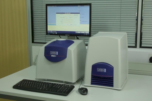 Oxford_Instruments_NMR_SFC_analizator